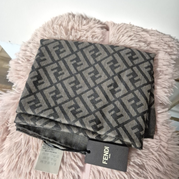 Sciarpa - Fendi