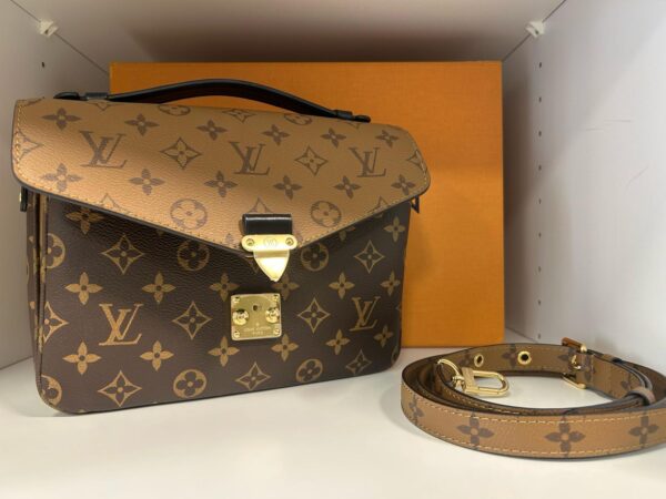 Pochette Metis Monogram Reverse - Louis Vuitton