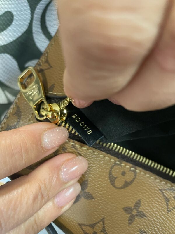 Pochette Metis Monogram Reverse - Louis Vuitton - immagine 12